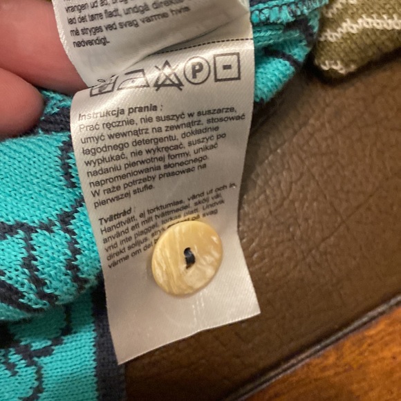 IVKO Women front button cardigan embroidered size 38 medium or 8 like new - Picture 8 of 13